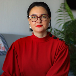 Светлова Оксана Сергеевна
